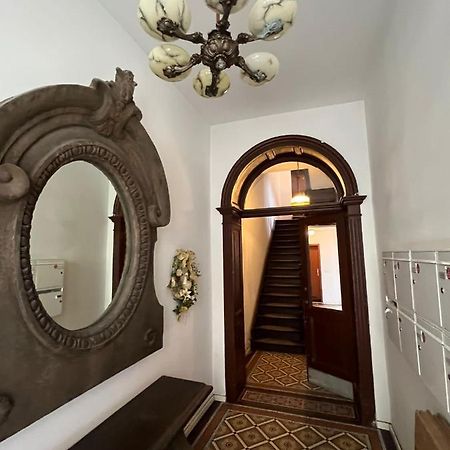 Retro Appartement Im Herzen Von Koeln Deutz Colónia Exterior foto