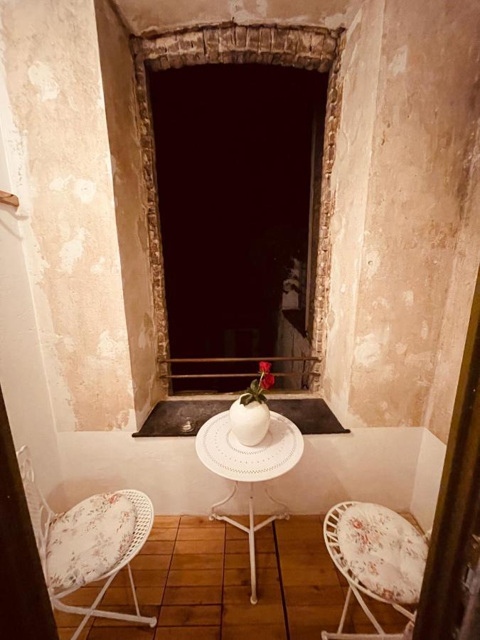 Retro Appartement Im Herzen Von Koeln Deutz Colónia Exterior foto