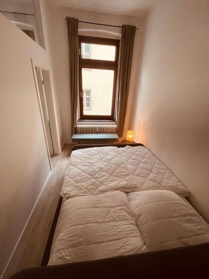 Retro Appartement Im Herzen Von Koeln Deutz Colónia Exterior foto